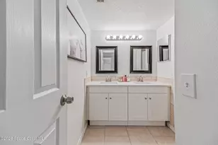 2715 Vista Oaks Cir NE, Palm Bay, FL 32905 - Photo 20