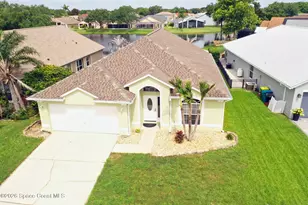 1761 Wekiva Dr, Melbourne, FL 32940 - Photo 2