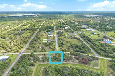 2178 Hibiscus Avenue SW, Palm Bay, FL 32908 - Photo 2
