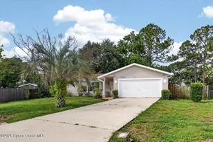 1582 Giles St NW, Palm Bay, FL 32907 - Photo 1