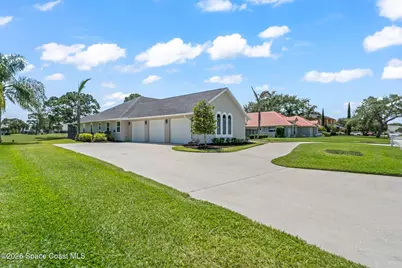 697 Spring Lake Drive, Melbourne, FL 32940 - Photo 4
