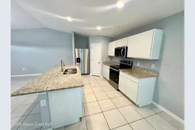 549 Como Avenue NE, Palm Bay, FL 32907 - Photo 6