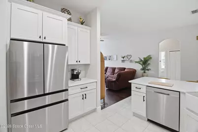 256 Brandy Creek Circle SE, Palm Bay, FL 32909 - Photo 8