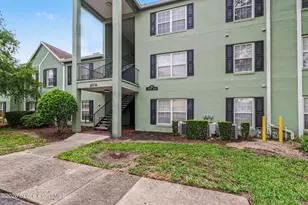 2031 Dixie Belle Dr E, Orlando, FL 32812 - Photo 2