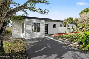2007 Tyler Ave, Melbourne, FL 32935 - Photo 2