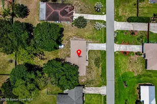 3075 Ellis Dr, Melbourne, FL 32904 - Photo 4