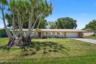 3075 Ellis Dr, Melbourne, FL 32904 - Photo 2