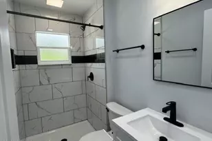 2137 Canterbury Ln, Melbourne, FL 32935 - Photo 16