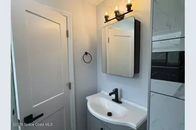 2137 Canterbury Lane, Melbourne, FL 32935 - Photo 20