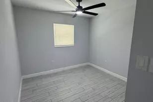2137 Canterbury Ln, Melbourne, FL 32935 - Photo 18