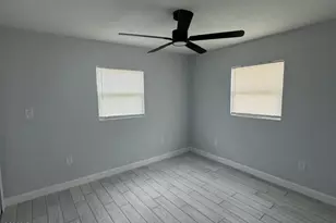 2137 Canterbury Ln, Melbourne, FL 32935 - Photo 12