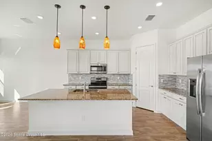 2881 Treasure Cay Ln, Melbourne, FL 32940 - Photo 16