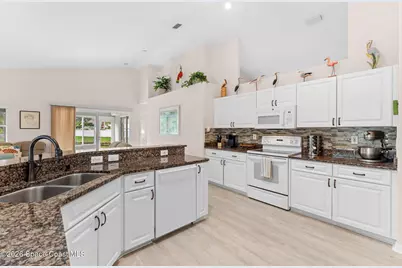 685 Naples Court, Melbourne, FL 32904 - Photo 18
