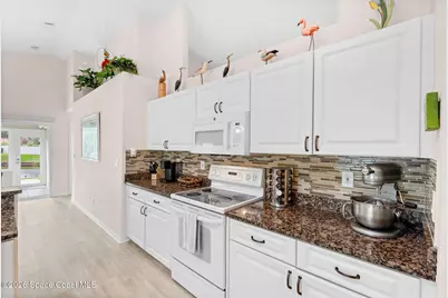 685 Naples Court, Melbourne, FL 32904 - Photo 16
