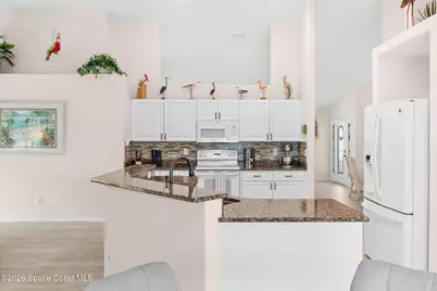 685 Naples Court, Melbourne, FL 32904 - Photo 22