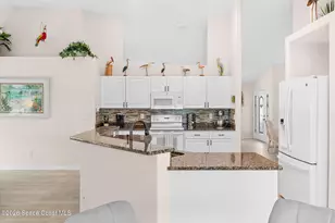 685 Naples Ct, Melbourne, FL 32904 - Photo 22