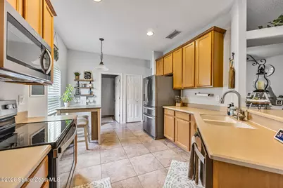 2049 Maeve Circle, Melbourne, FL 32904 - Photo 8