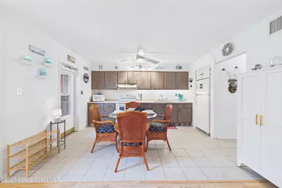 610 Jefferson Avenue #6, Cape Canaveral, FL 32920 - Photo 12