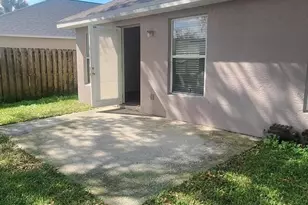 2891 Stratford Pointe Dr, Melbourne, FL 32904 - Photo 6