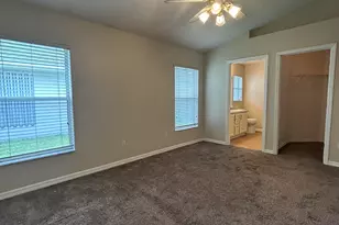 2891 Stratford Pointe Dr, Melbourne, FL 32904 - Photo 4