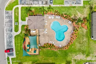 333 Guinevere Dr SW, Palm Bay, FL 32908 - Photo 2