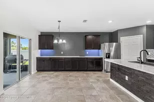333 Guinevere Dr SW, Palm Bay, FL 32908 - Photo 10