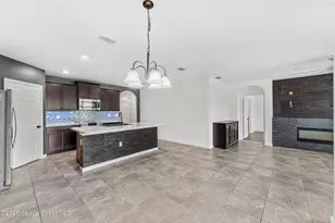 333 Guinevere Dr SW, Palm Bay, FL 32908 - Photo 12