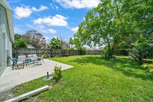 4137 Bayberry Dr, Melbourne, FL 32901 - Photo 14