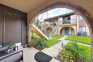 137 San Paulo Cir, West Melbourne, FL 32904 - Photo 4