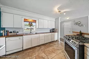 4850 Key Madeira Dr, Titusville, FL 32780 - Photo 6