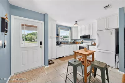 920 Gables Way, Melbourne, FL 32940 - Photo 8
