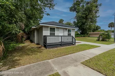 512 Canaveral Avenue, Titusville, FL 32796 - Photo 4