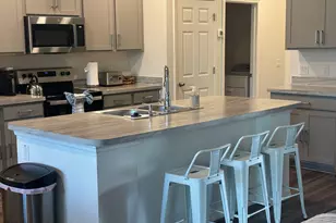 647 Airoso Rd SE, Palm Bay, FL 32909 - Photo 4