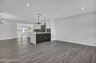 2010 Algeria St NE, Palm Bay, FL 32905 - Photo 4