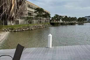 390 W Cocoa Beach Causeway, Cocoa Beach, FL 32931 - Photo 2