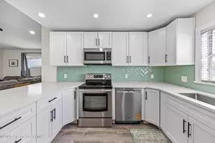 4113 Bayberry Dr, Melbourne, FL 32901 - Photo 6