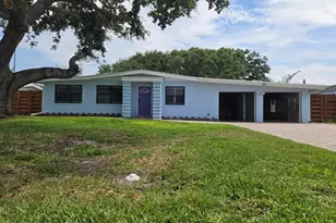 550 Capri Rd, Cocoa Beach, FL 32931 - Photo 2