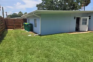 550 Capri Rd, Cocoa Beach, FL 32931 - Photo 26