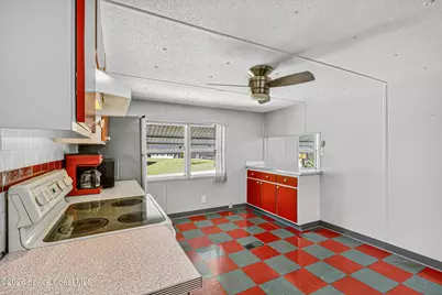 320 Holiday Park Boulevard NE, Palm Bay, FL 32907 - Photo 14