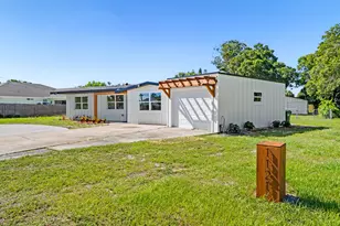 1121 Carlton Dr, Melbourne, FL 32935 - Photo 2