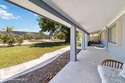 1201 S Shannon Avenue, Indialantic, FL 32903 - Photo 2