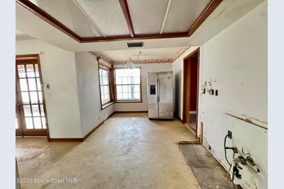 876 Remsen Avenue NW, Palm Bay, FL 32907 - Photo 4