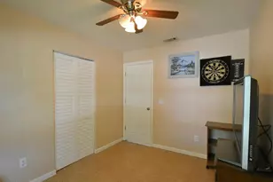 1018 Colonnade Ave SE, Palm Bay, FL 32909 - Photo 10