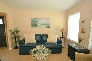 1018 Colonnade Ave SE, Palm Bay, FL 32909 - Photo 8