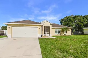 661 Jenkins St, Sebastian, FL 32958 - Photo 2