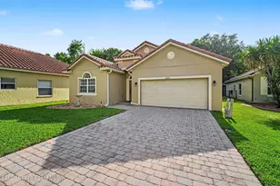 4076 Fitzroy Reef Dr, Mims, FL 32754 - Photo 1