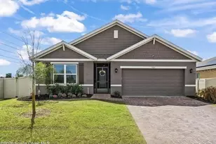 1401 McFarland Dr, Melbourne, FL 32904 - Photo 2