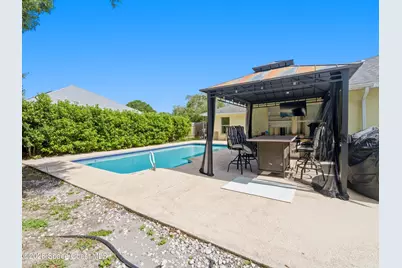 823 Hunters Creek Drive, Melbourne, FL 32904 - Photo 18