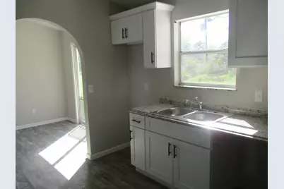 474 Tuloma Avenue SW, Palm Bay, FL 32908 - Photo 6