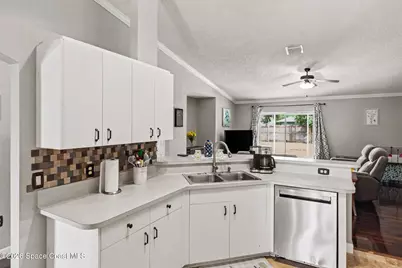 980 Pope Street NW, Palm Bay, FL 32907 - Photo 10